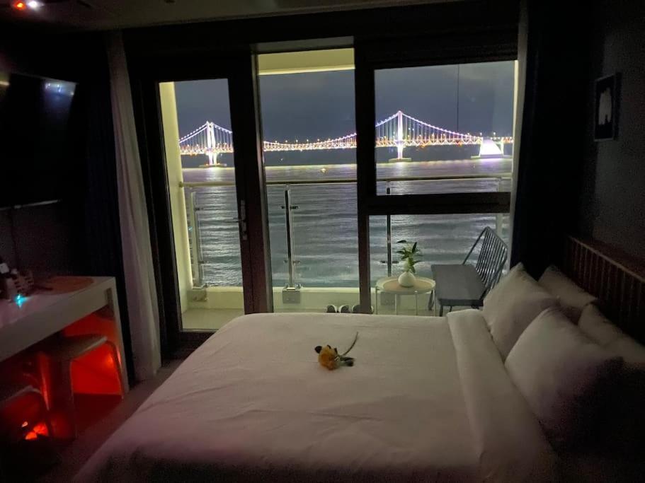 Gwangan-Ri Grand Terrace Ocean View Appartamento Busan Esterno foto